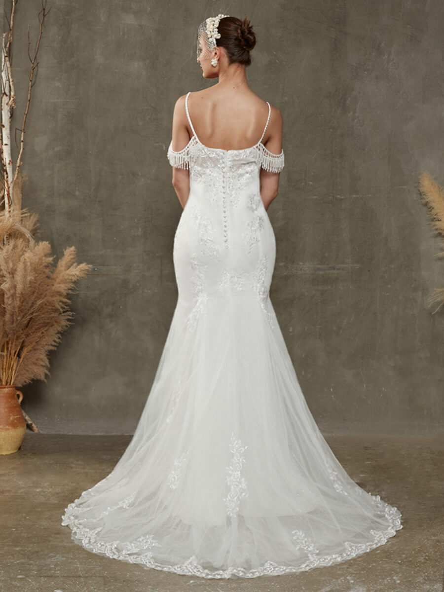 Mermaid V-Neck Tulle Lace Wedding Gown with Chapel Train Ivy