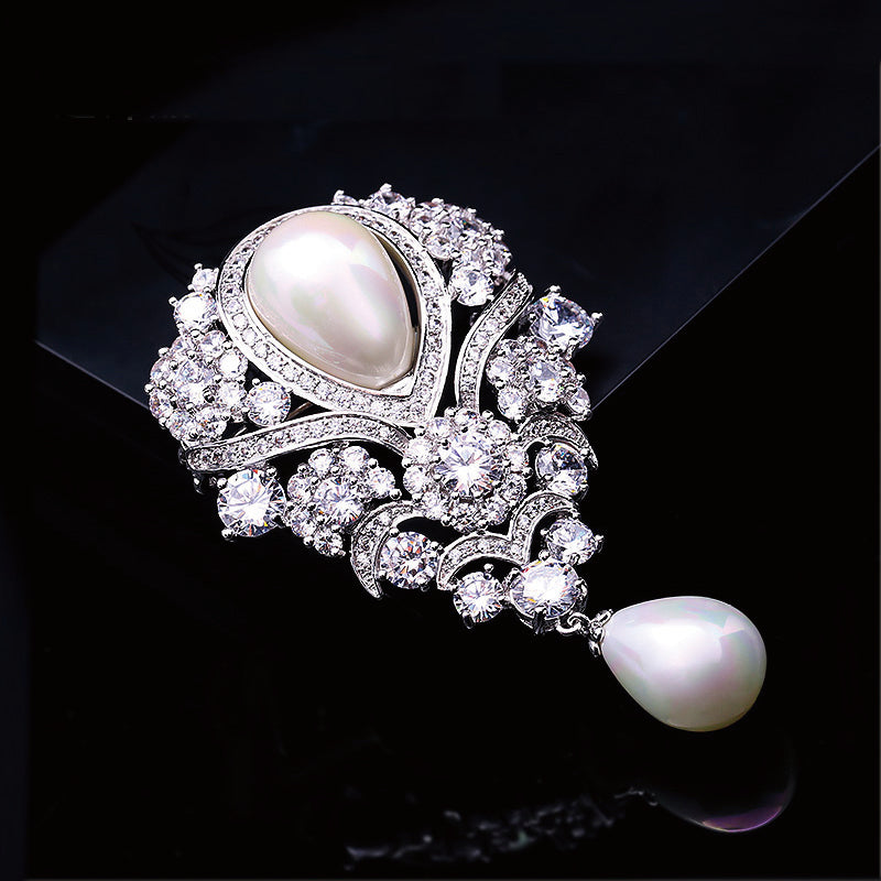 NZ Bridal Court-style Vintage Alloy Imitation Pearls Wedding Brooch With Zirconite Rhinestones