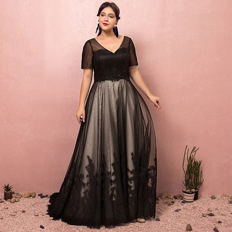Plus Size Black Formal Lace Evening Dress