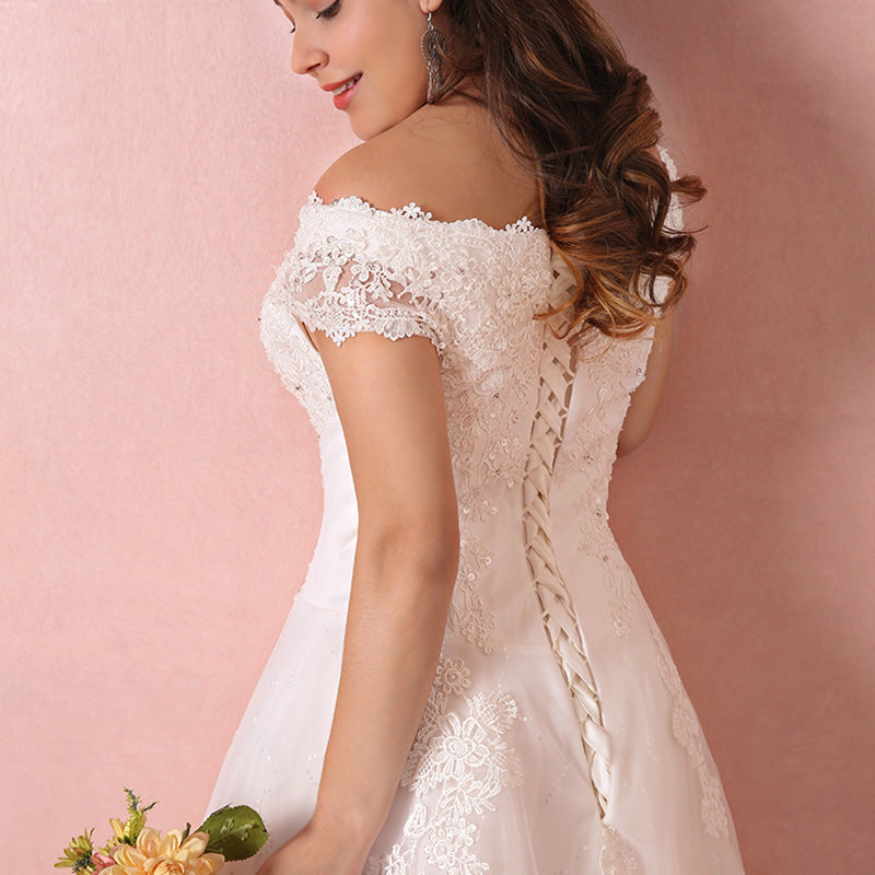 [Plus Size] Beaded Off Shoulder Lace Wedding Gown for Brides