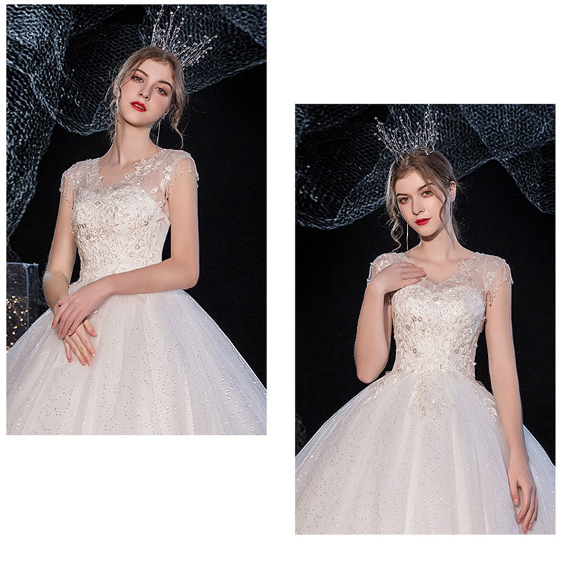 White Lace Flower V Cutting Sleeveless Wedding Gown
