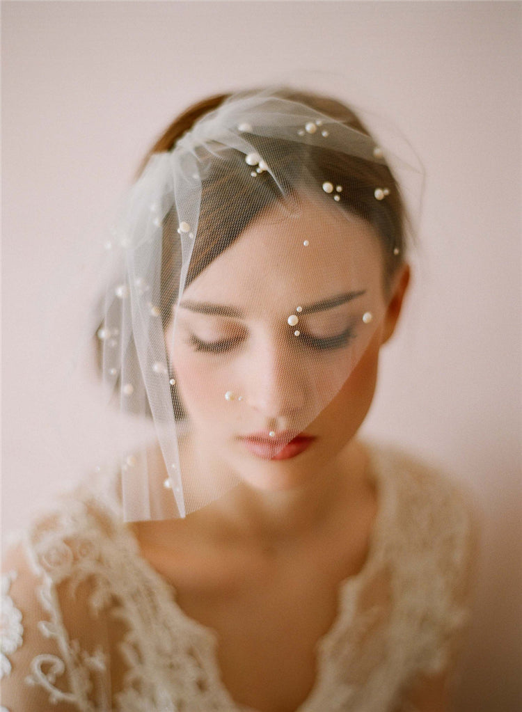 Tulle Beach Wedding Bridal Short Veil with Pearls V002xmj