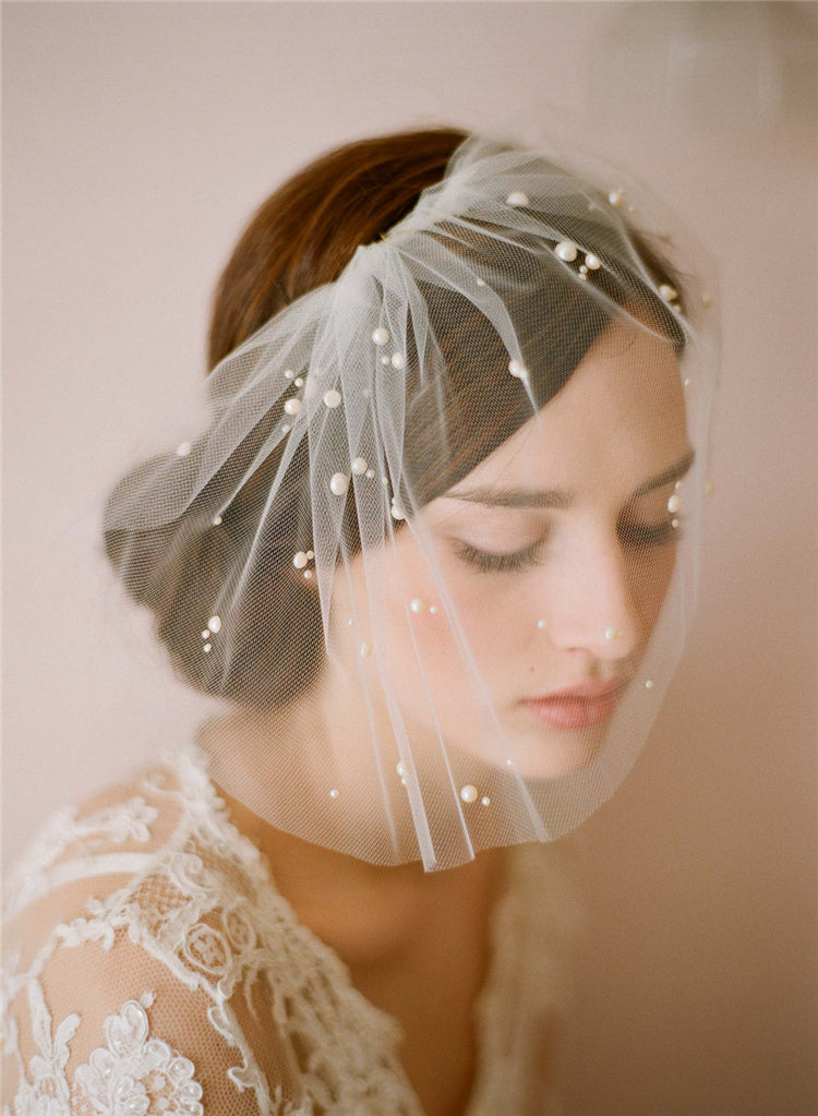 Tulle Beach Wedding Bridal Short Veil with Pearls V002xmj