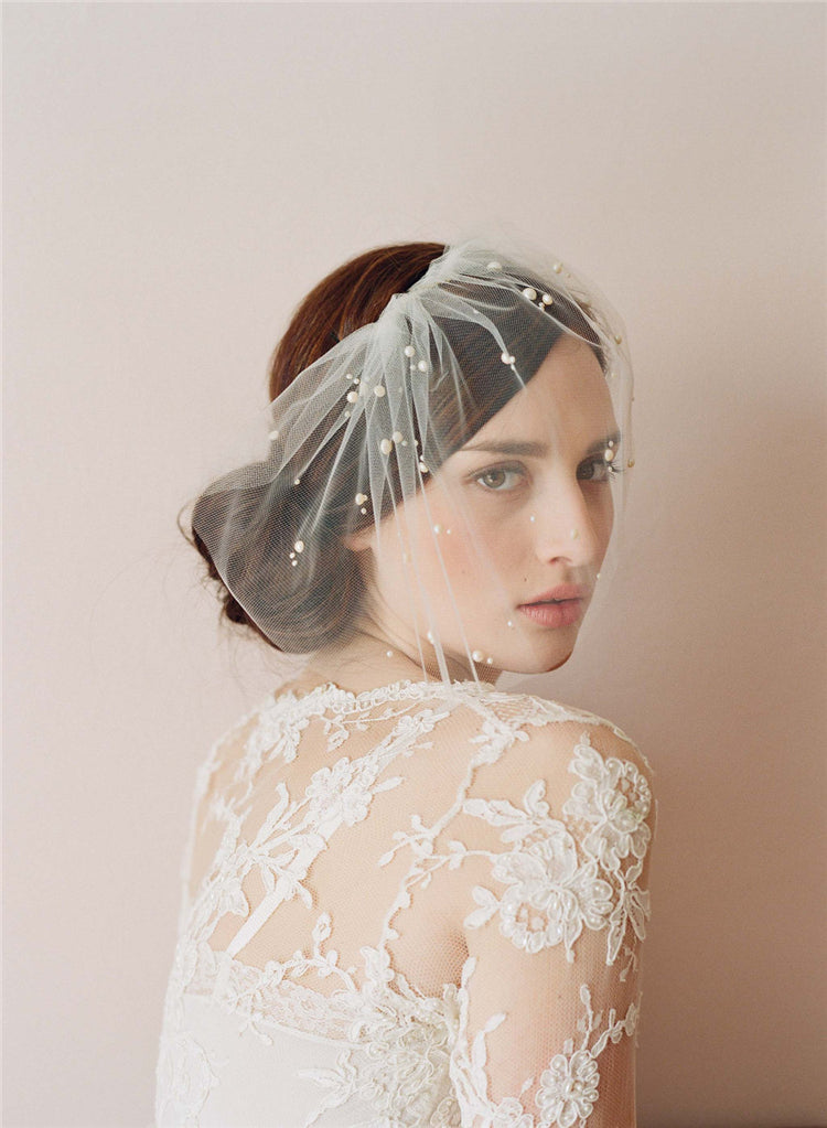 Tulle Beach Wedding Bridal Short Veil with Pearls V002xmj