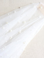 2-Layers Tulle Midi Wedding Veil With Pearls V607xmj